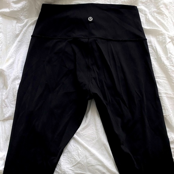 Lululemon Black Wunder Under - Picture 3 of 6